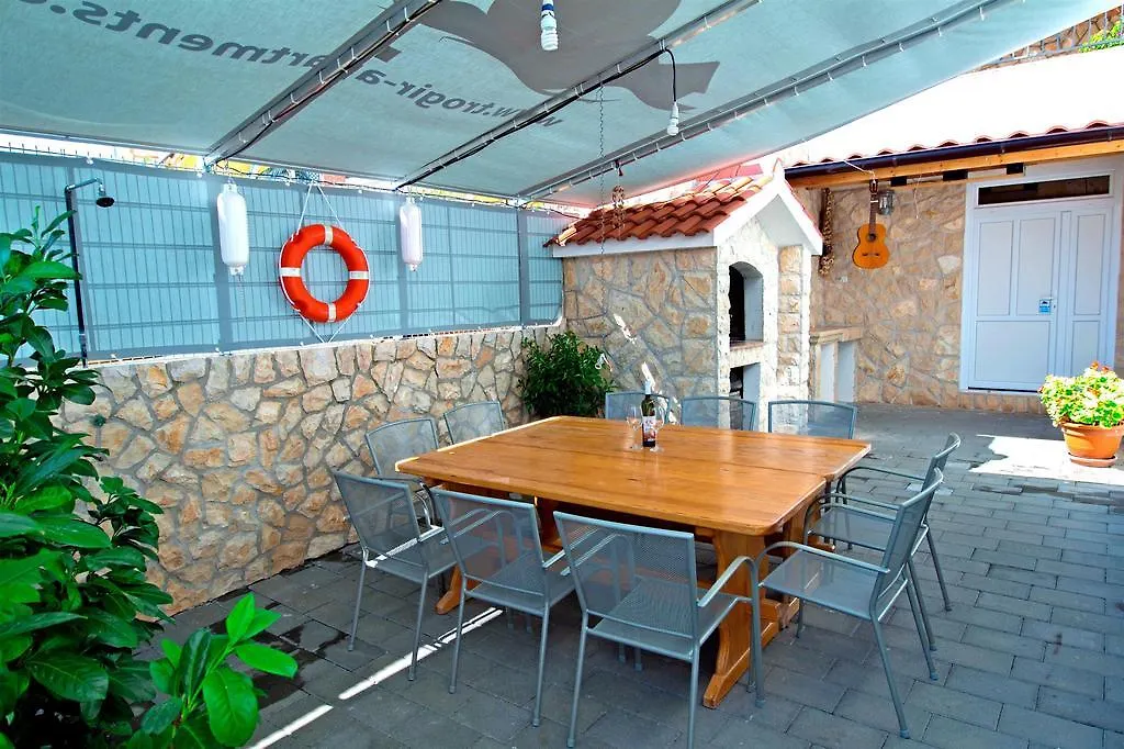 Apartments Jure Trogir