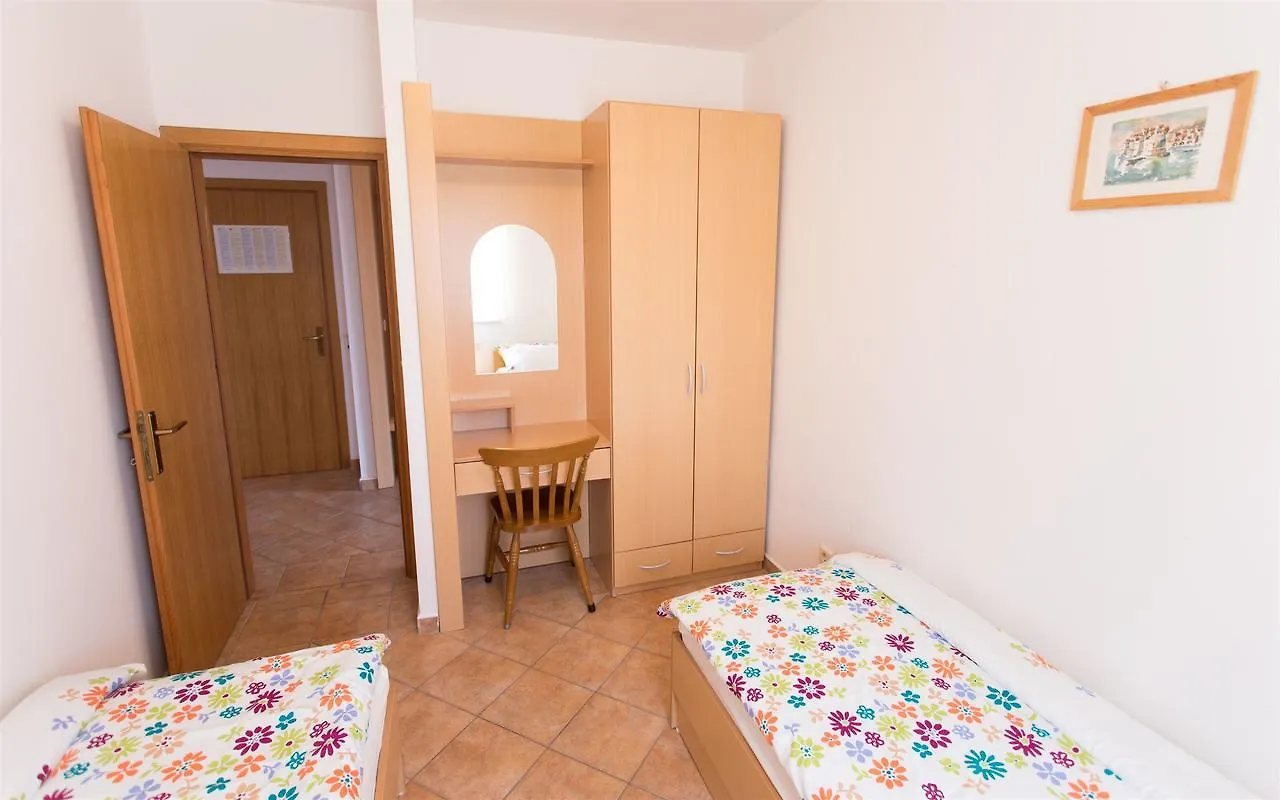 Apartments Jure Trogir Chorwacja